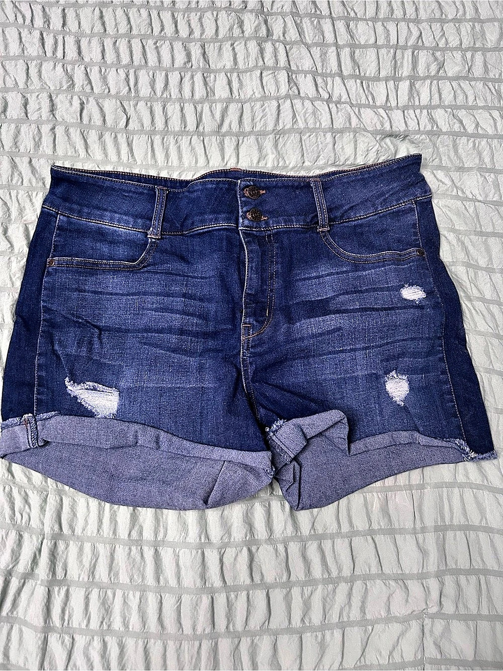 Guess Distressed Denim Jean Shorts in Blue Size Medium